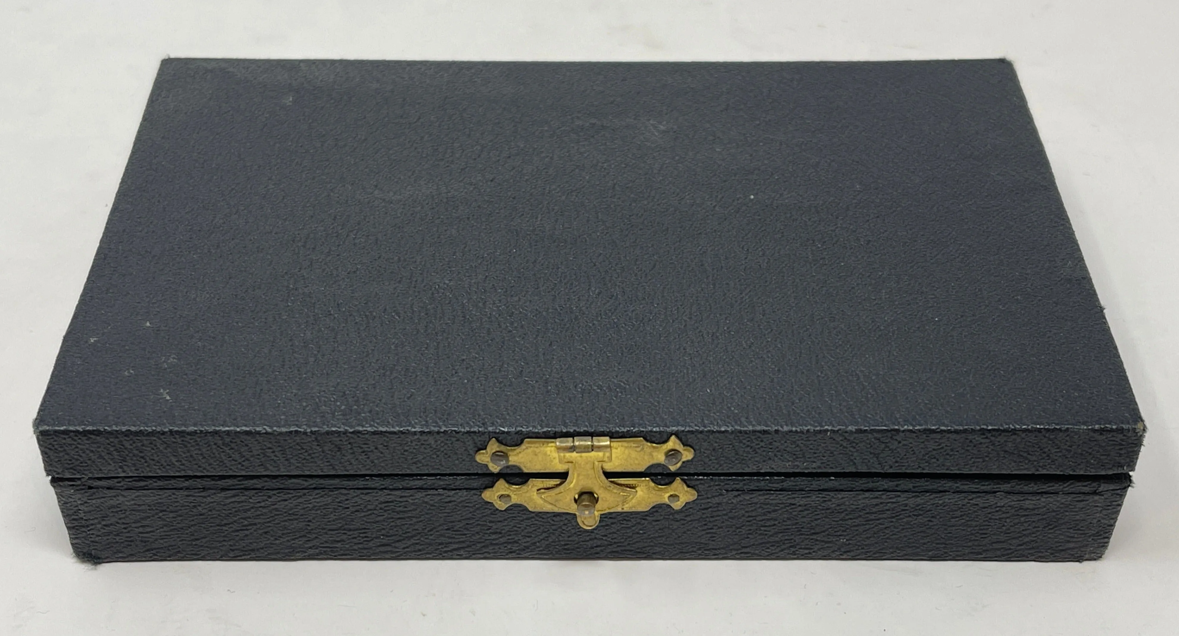 Case Containing Iron Cross Wound Badge 1914-18 Cross