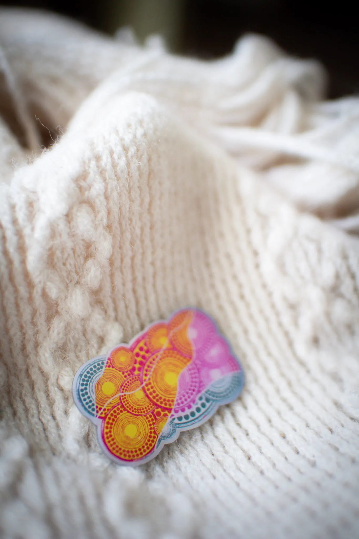 Luwaytini Lapel Pin